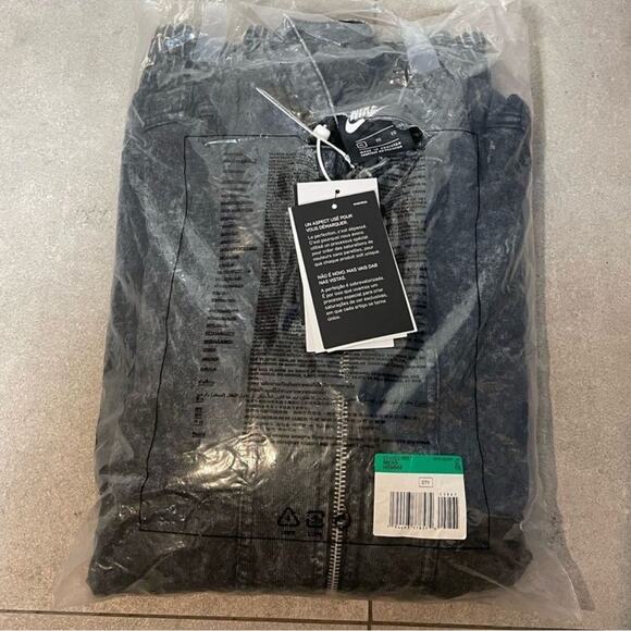 2 Item Bundle - Nike Bomber Jacket XL - Amiri Patchwork Jeans Sz 38 - Blue Grey - Picture 11 of 14